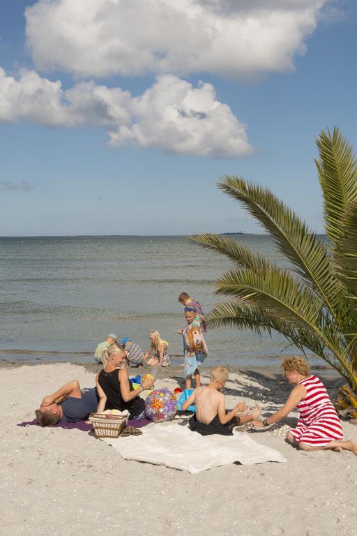 Frederikshavn Nordstrand Camping & Cottages ภายนอก รูปภาพ